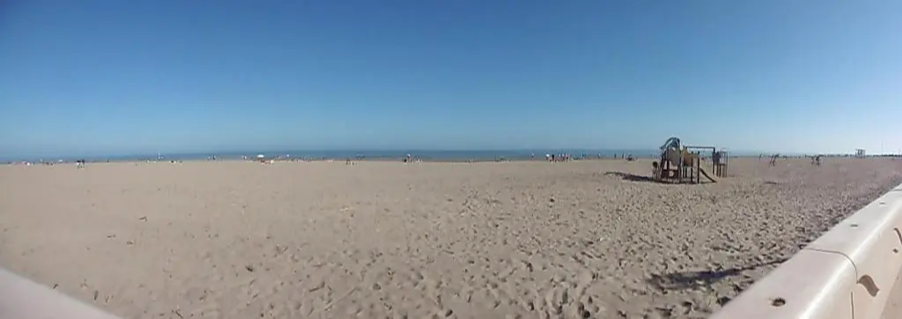 HOLIDAYLAND BAIE DES OLIVIERS VILLA 36m2 1chambre fermée 6 couchages ou VILLA 41M2 2chambres fermées 7 couchages