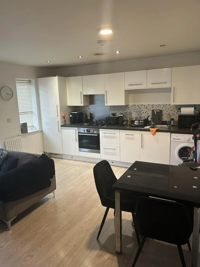 Inviting 2-bed Apartment in Bushey