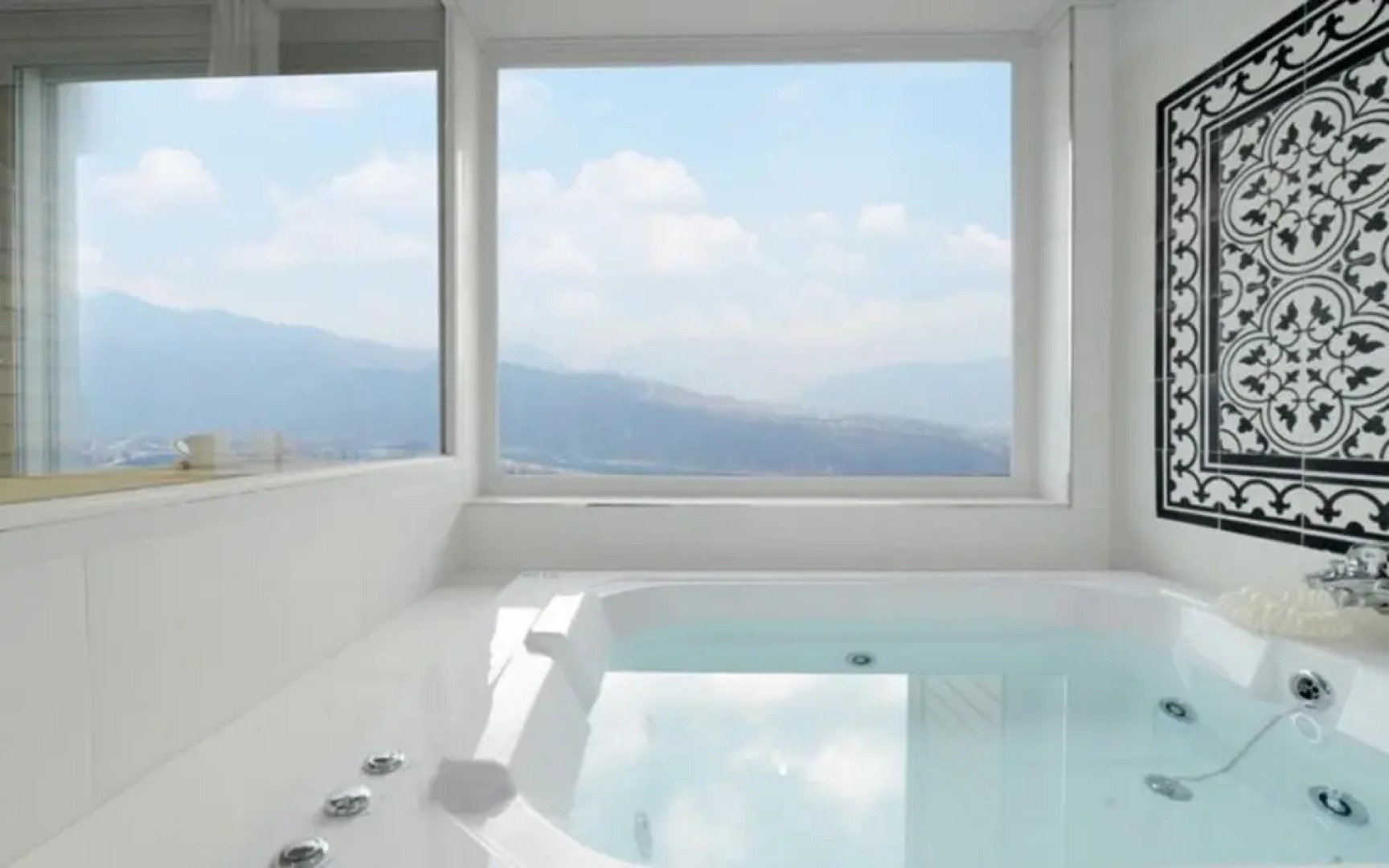 Danyang Avichae Pension