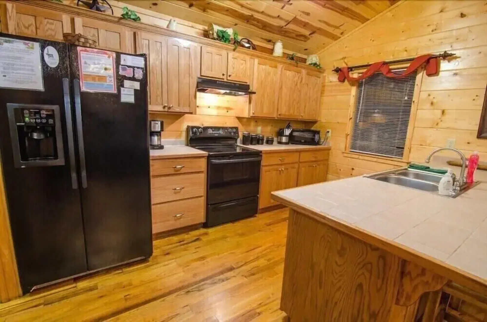 4R Escape Lodge - 2 Br Cabin