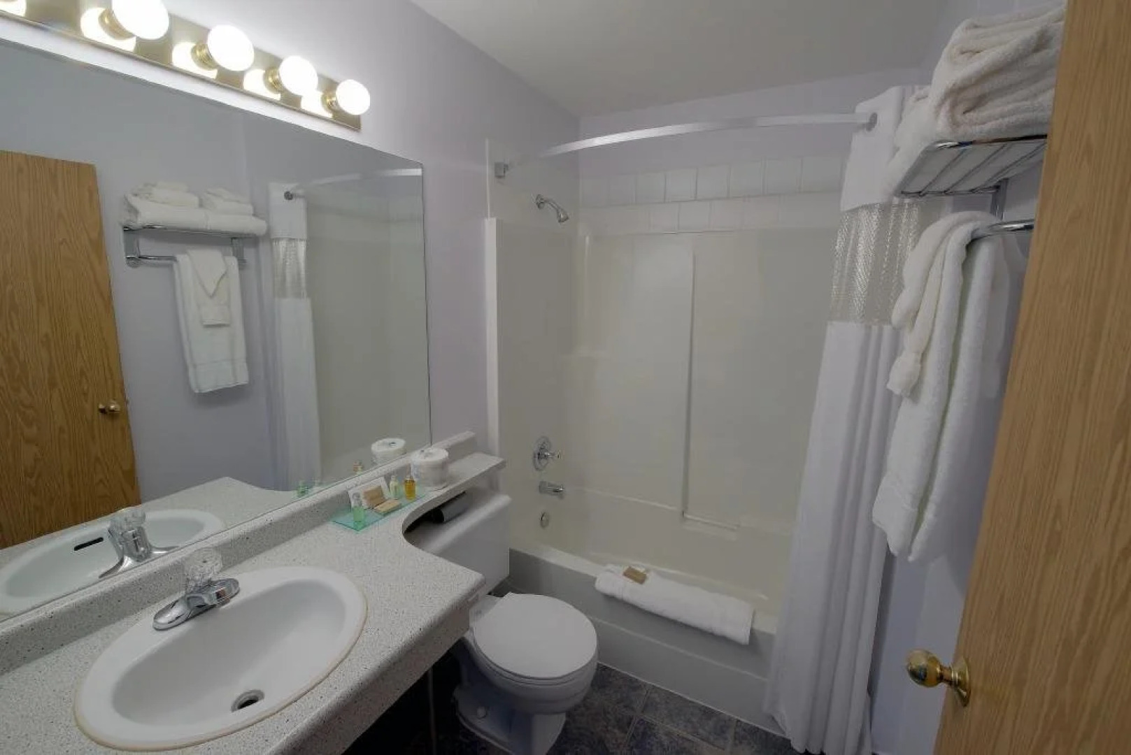 Glacier Mountain Lodge