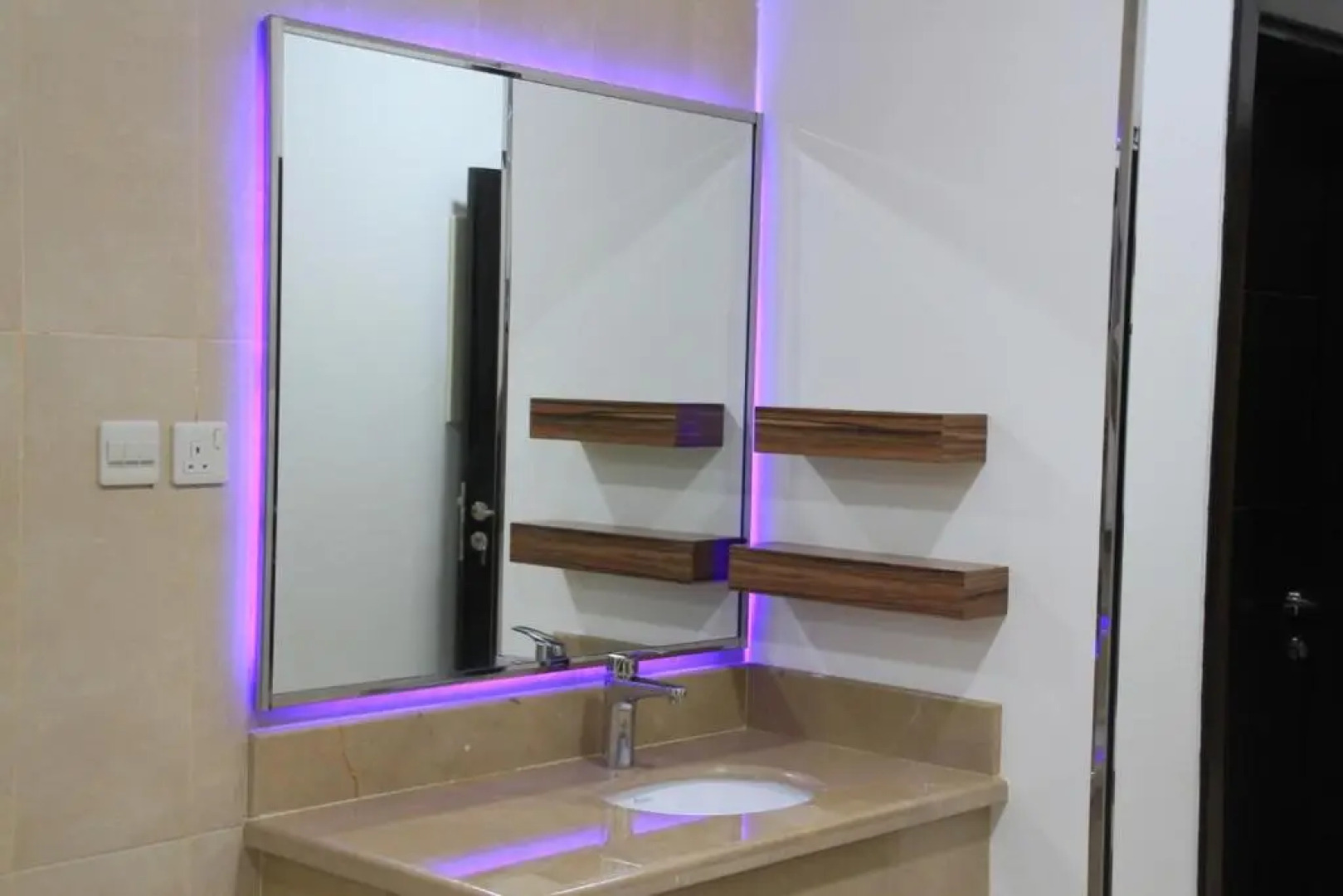 Skoon Hotel Apartments