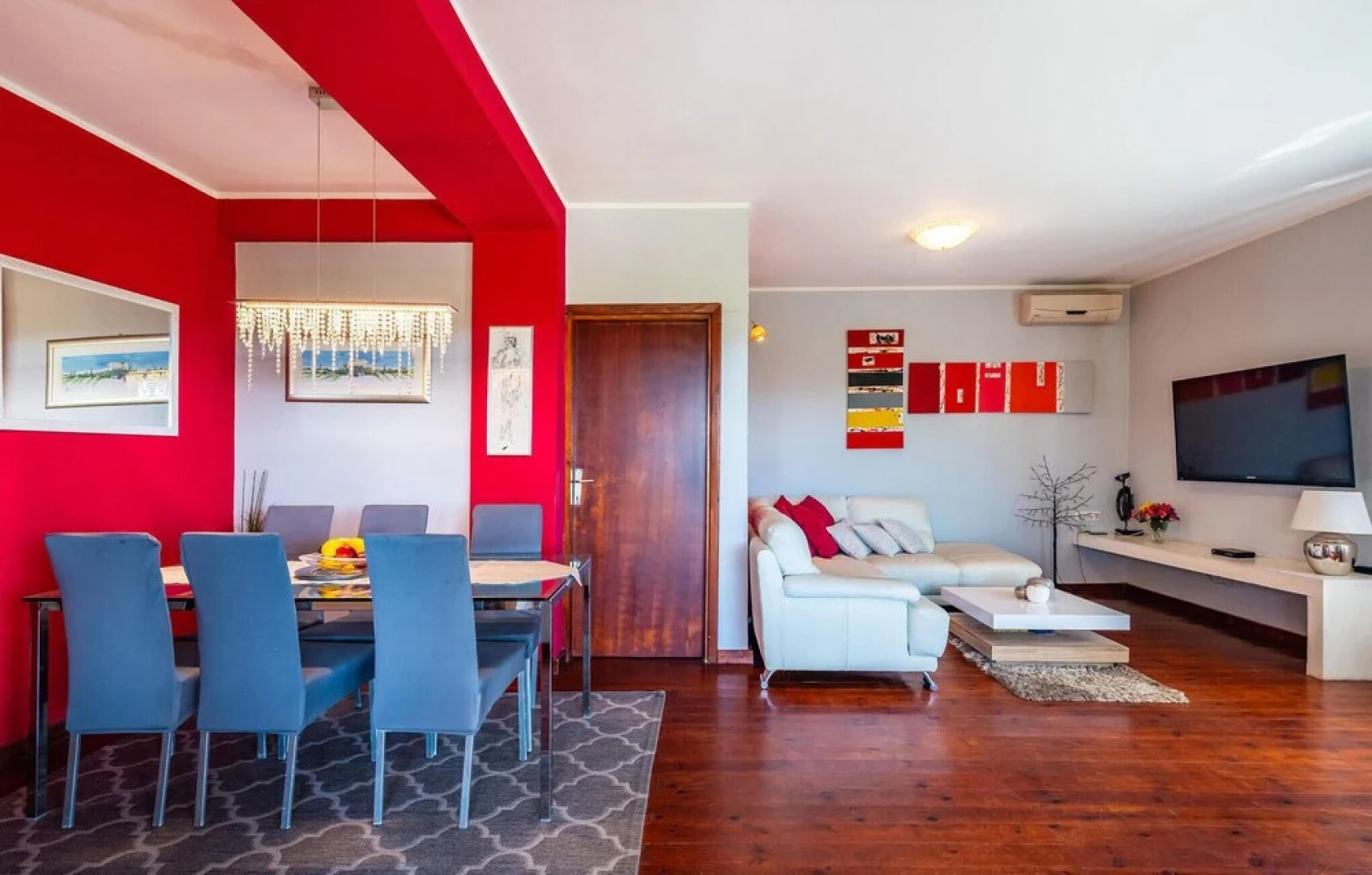 Nice Home in Ljubac with WiFi, 6 Bedrooms & Hot Tub