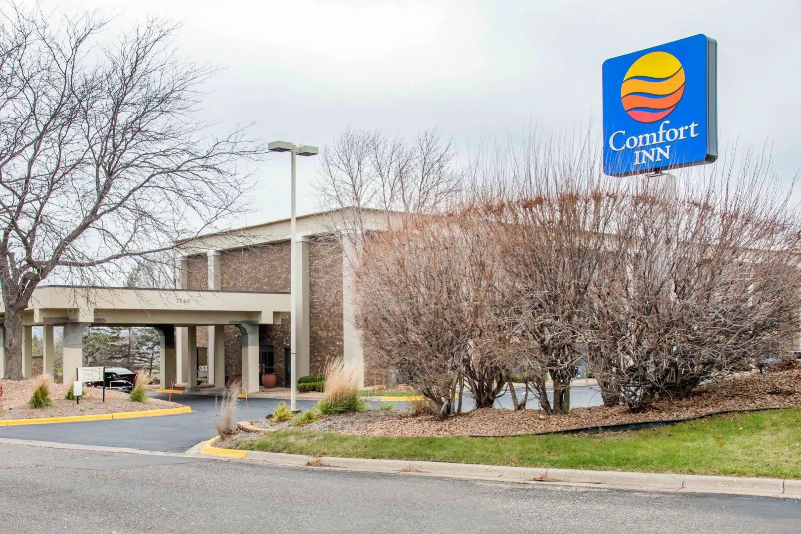 Holiday Inn Express & Suites Eden Prairie – Minneapolis by IHG