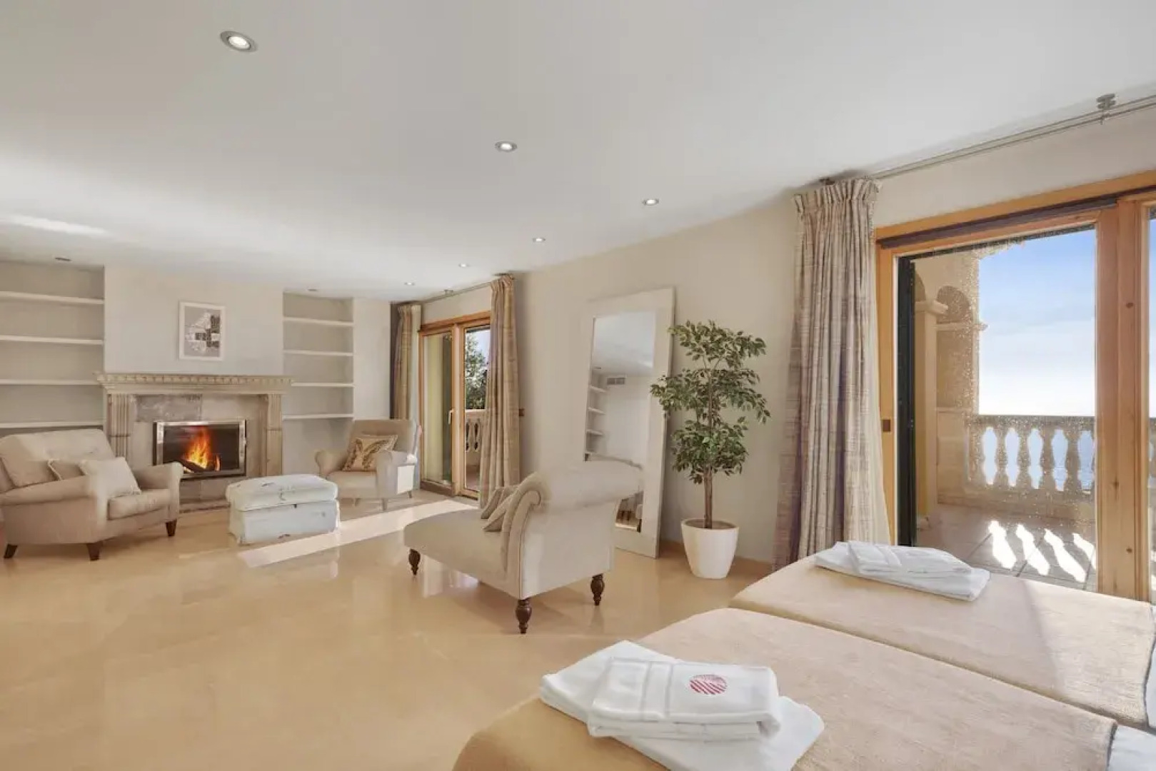 Luxury Villa Luna Suites frente al mar