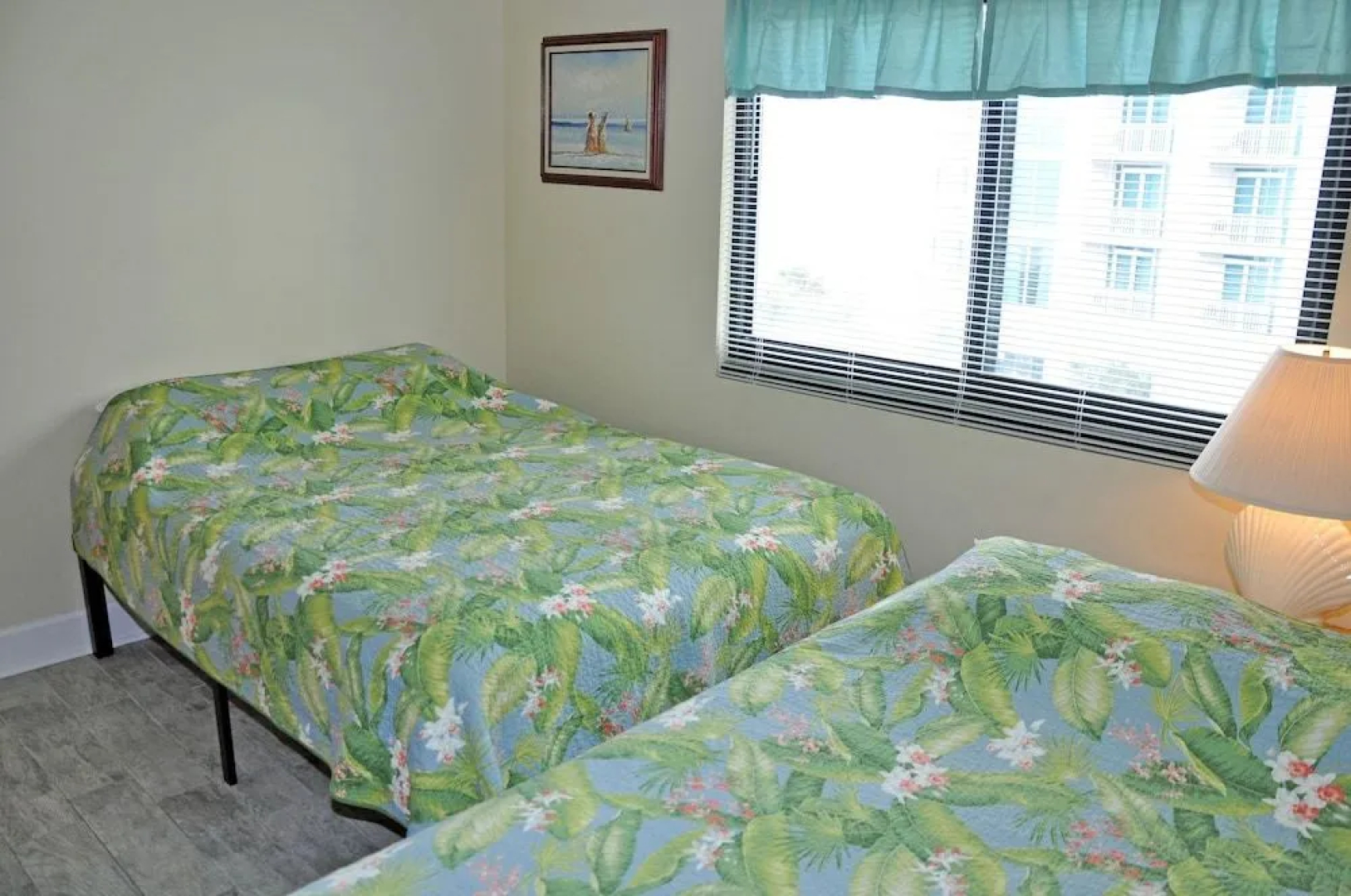 Springs Towers 406