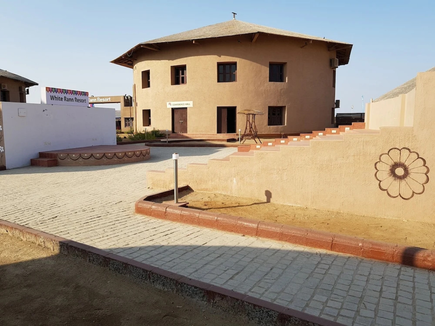 Praveg White Rann Resort Rann Utsav Dhordo