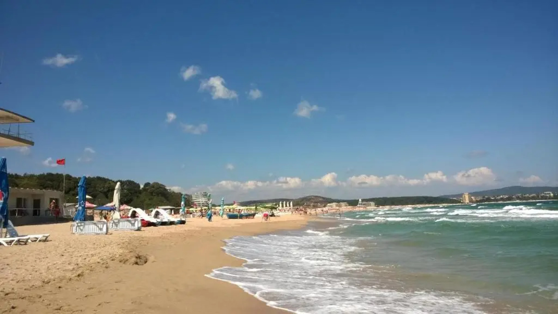 Green Paradise Deluxe Apartments