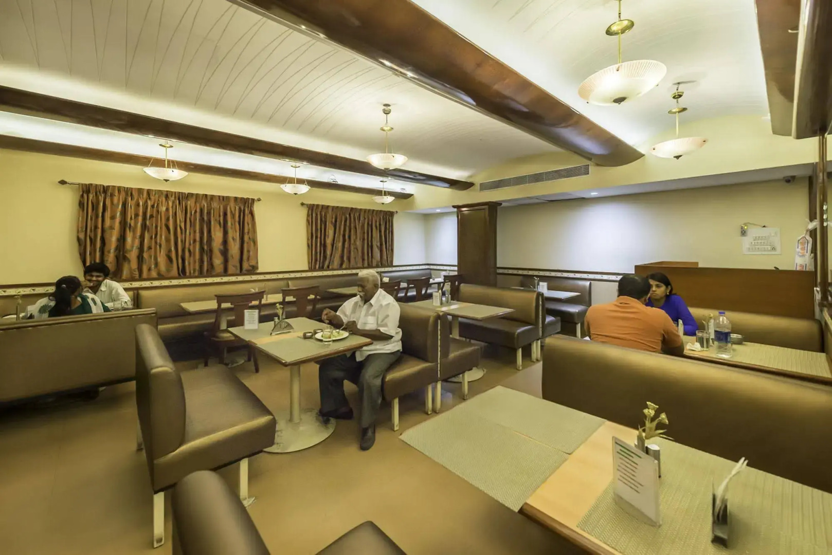 Treebo Cartier Biznotel