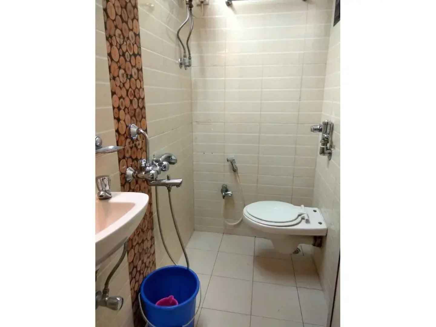 OYO 3552 Hotel Broadway