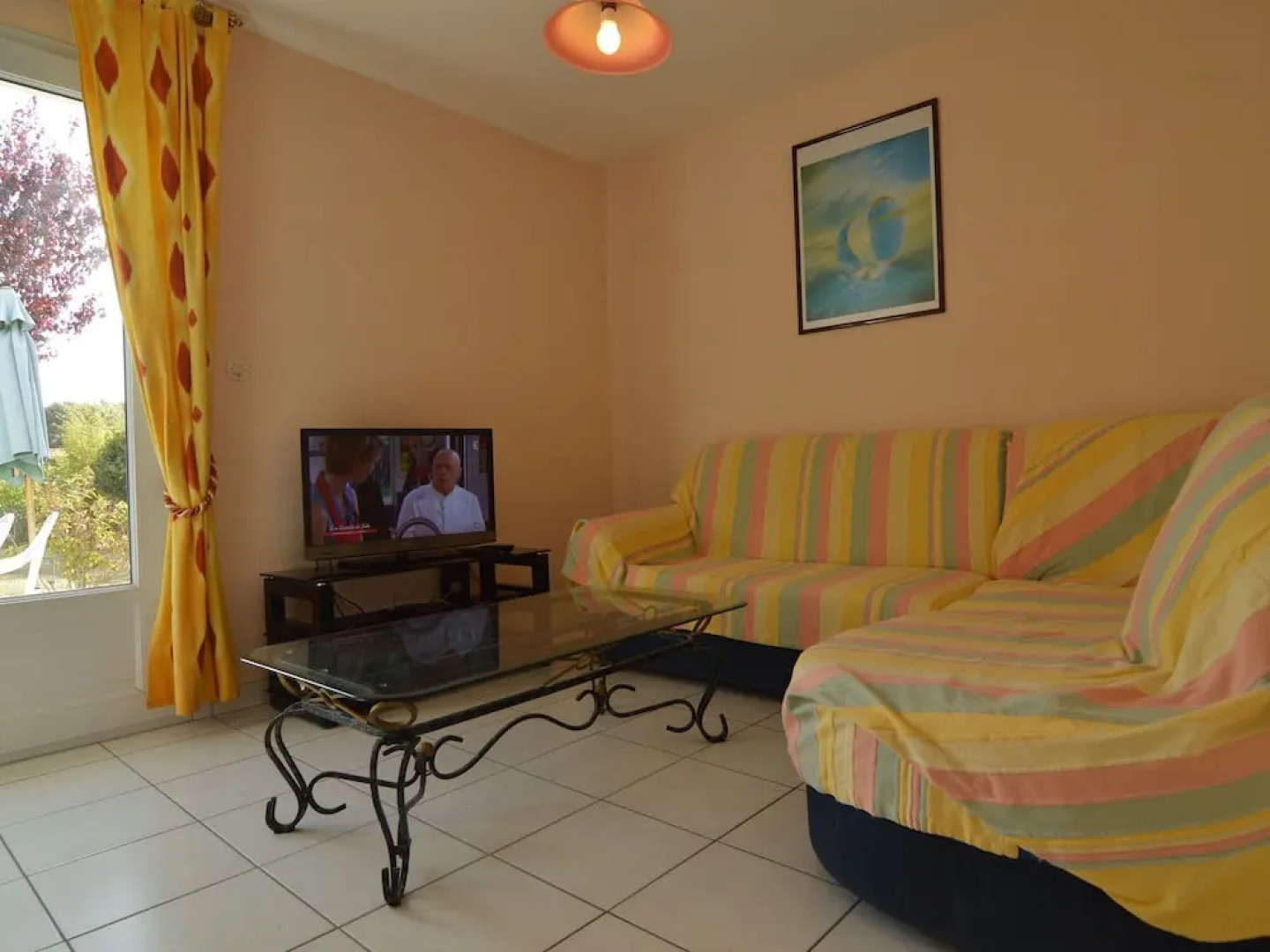 Quiet Holiday Home in Loire by the Sea