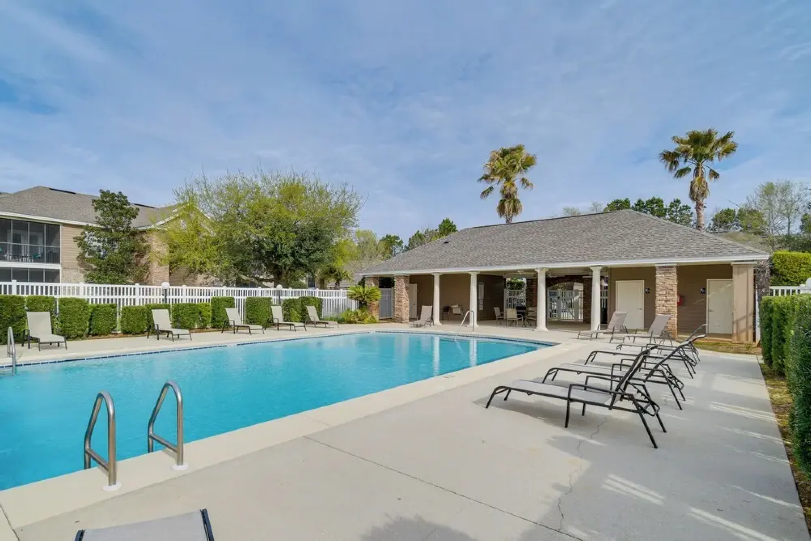 Foley Condo w/ Pool Access: 10 Mi to Gulf Shores!