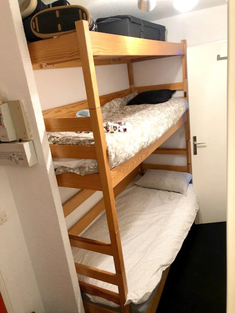 Studio in Allos, With Wonderful Mountain View - 600 m From the Slopes