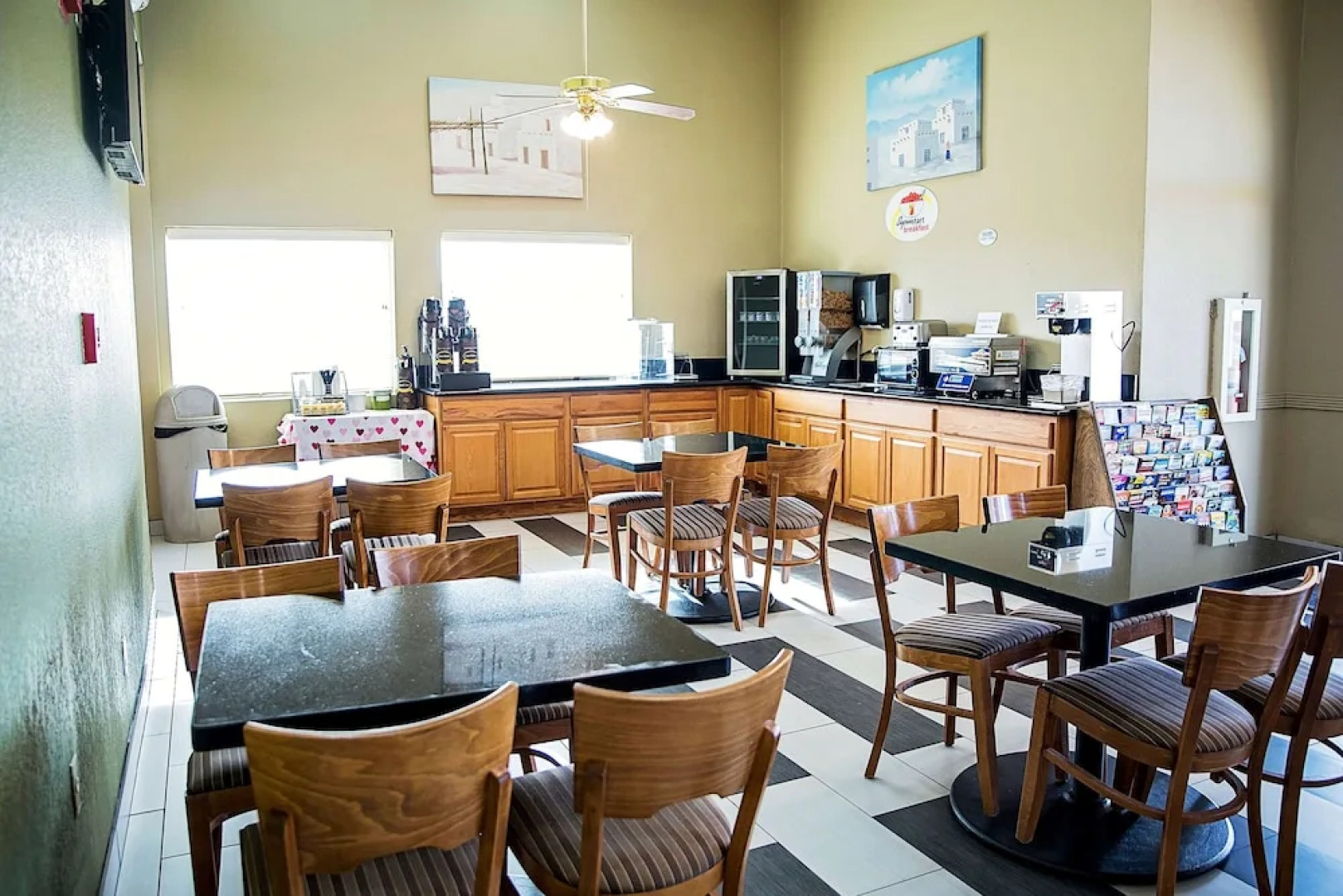 Super 8 By Wyndham Holbrook