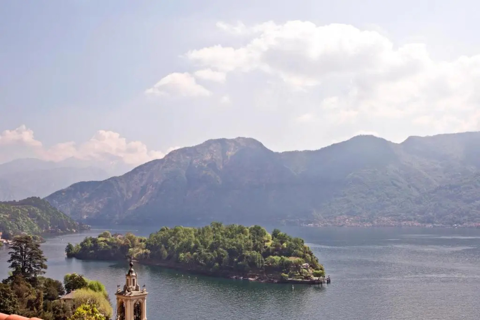 Sala Comacina Apartment No 1 (Sleeps 10)