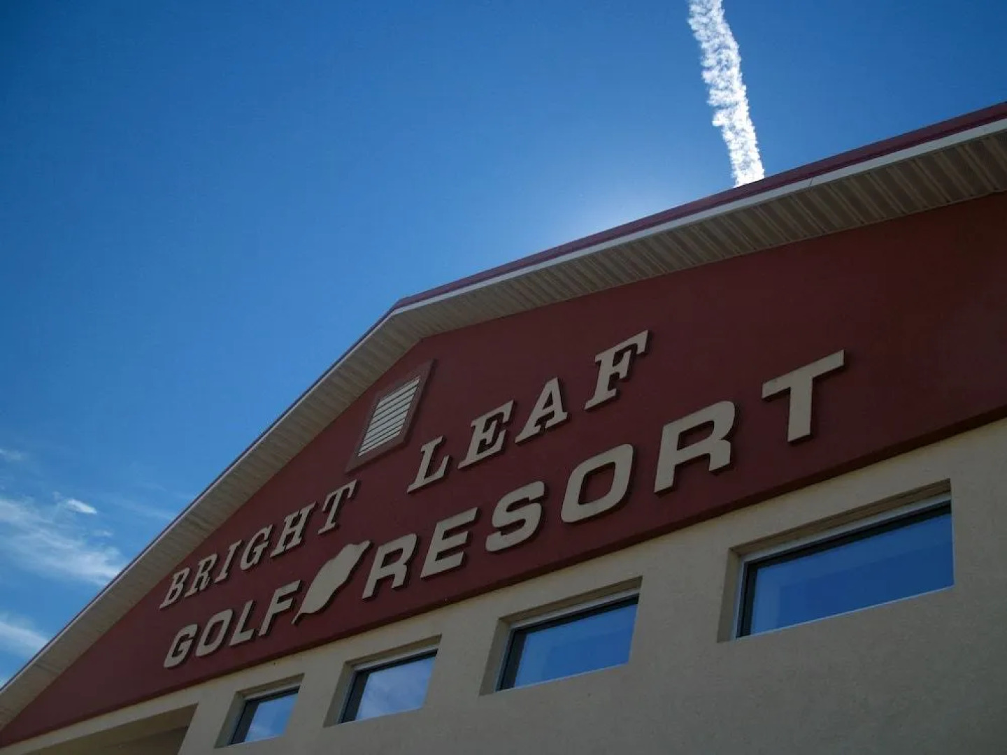 Bright Leaf Golf Resort