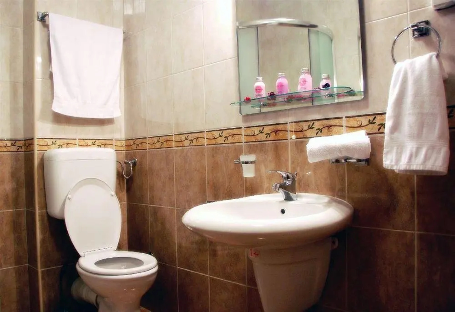 Sun Village Apartments