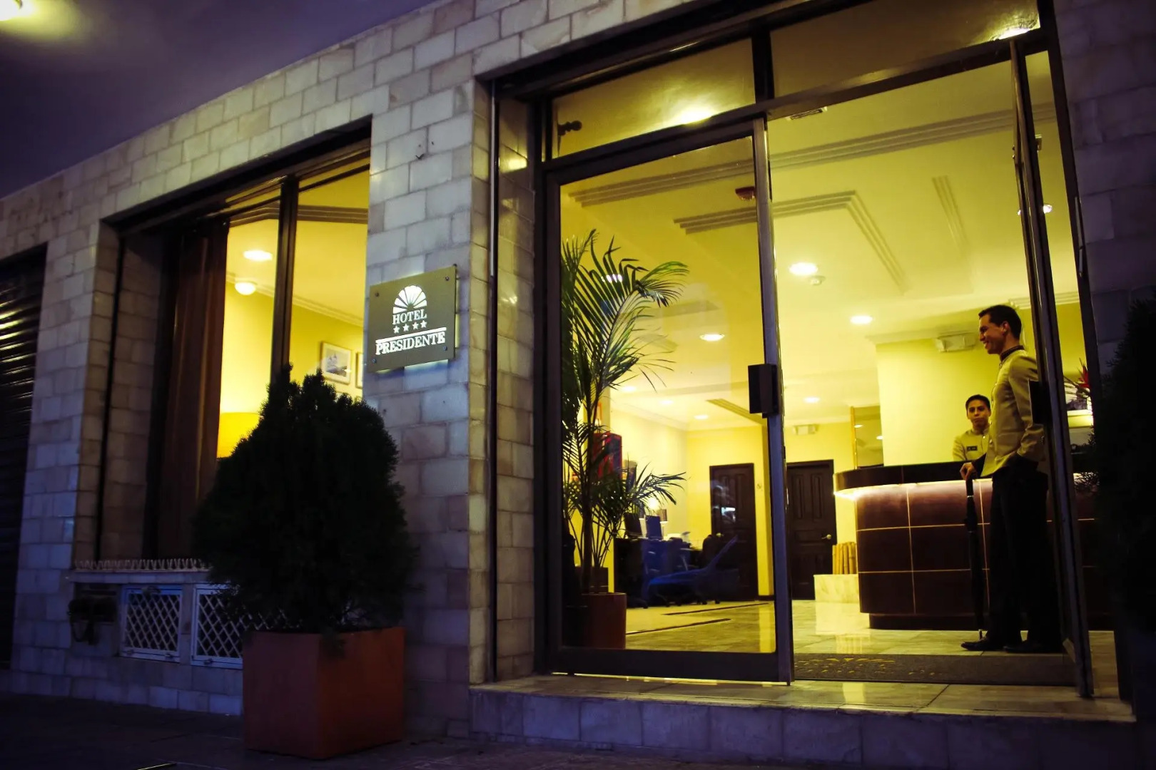 Hotel Presidente by NASS