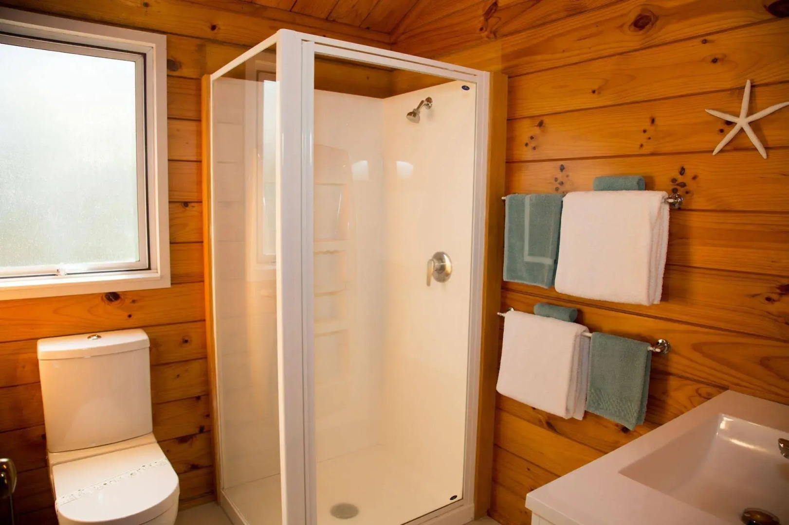 Tatahi Lodge Beach Resort