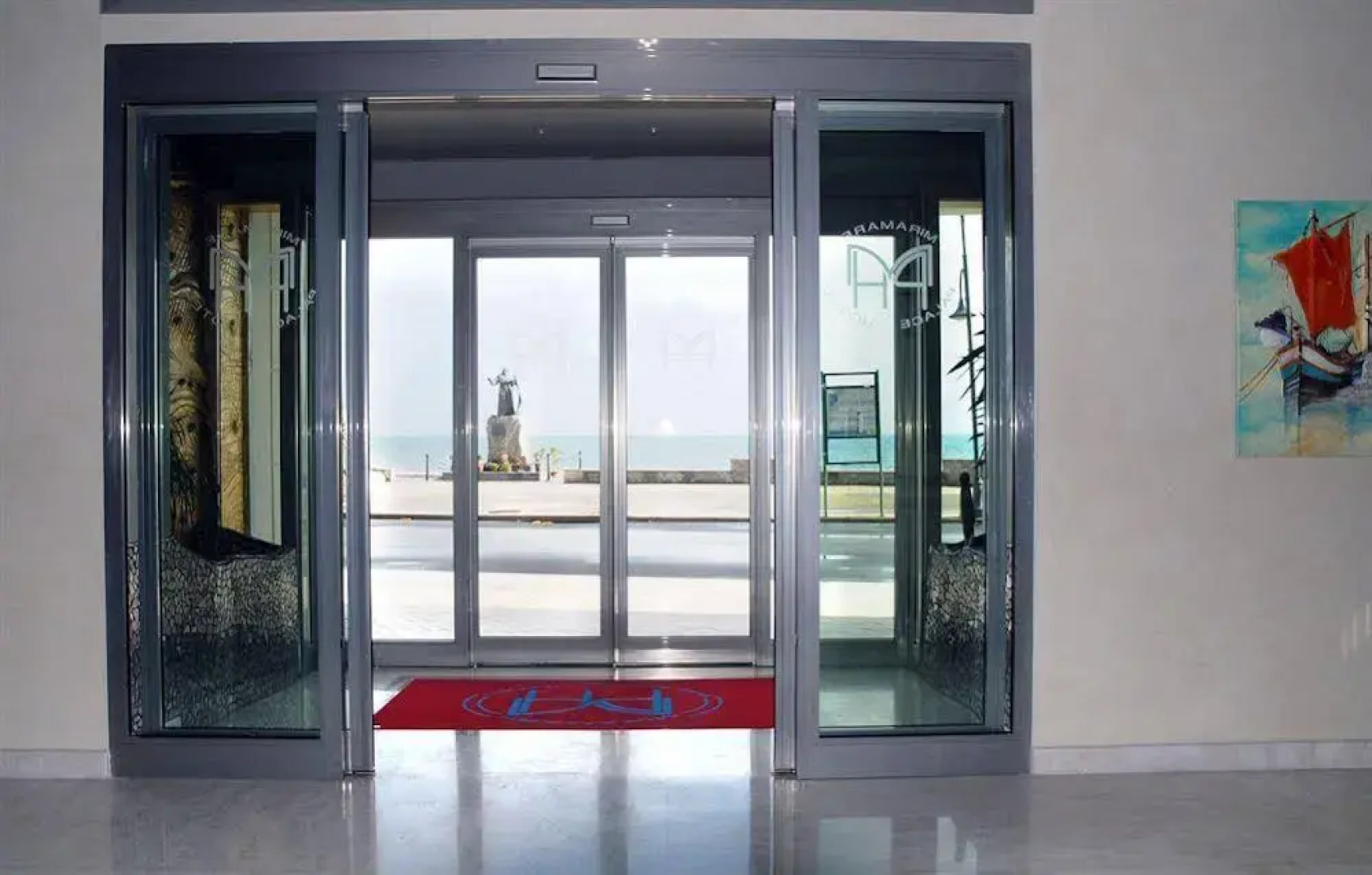 Miramare Palace Hotel