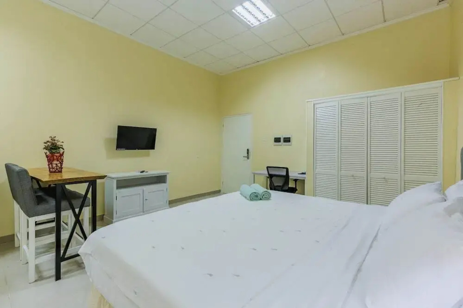 Salina Cerca Apartments