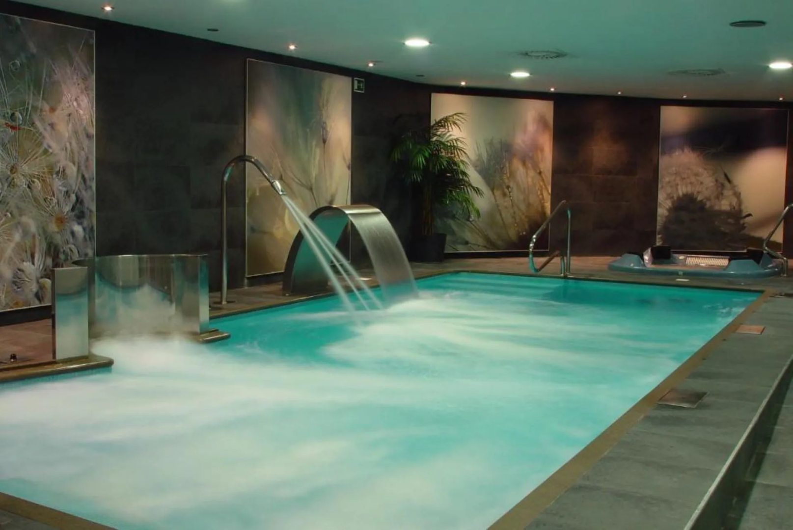 AZZ Asturias Langrehotel & Spa