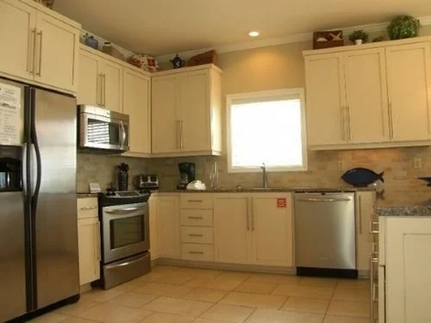 A Rendezvous, No Pets Allowed