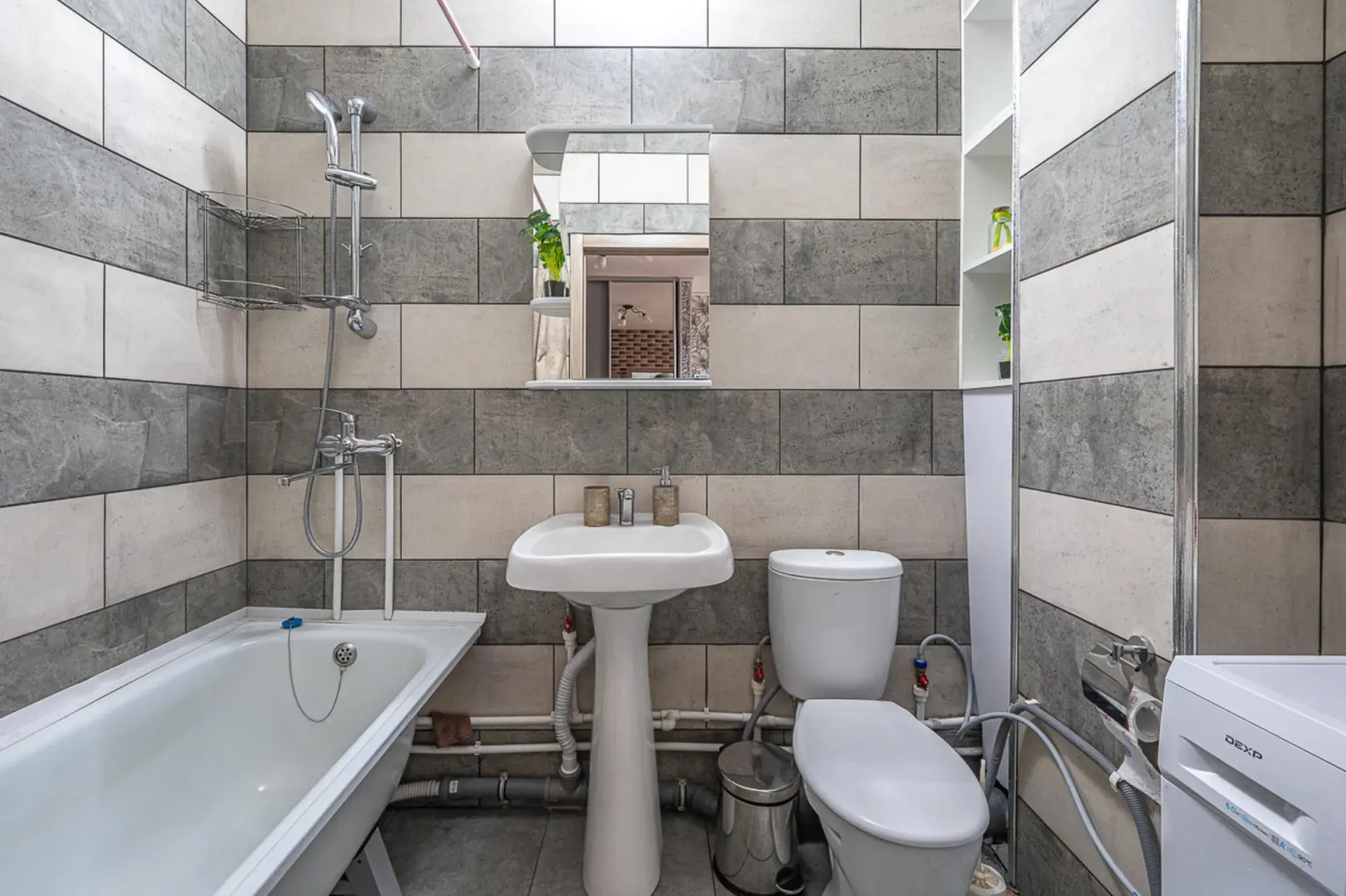 Хорошего дня на улице Алексея Латышова