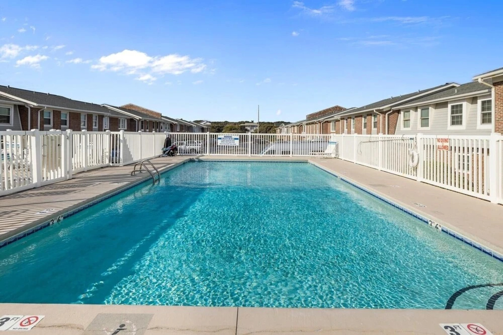 Sand Dollars & Sunshine 2 Bedroom Condo by Redawning