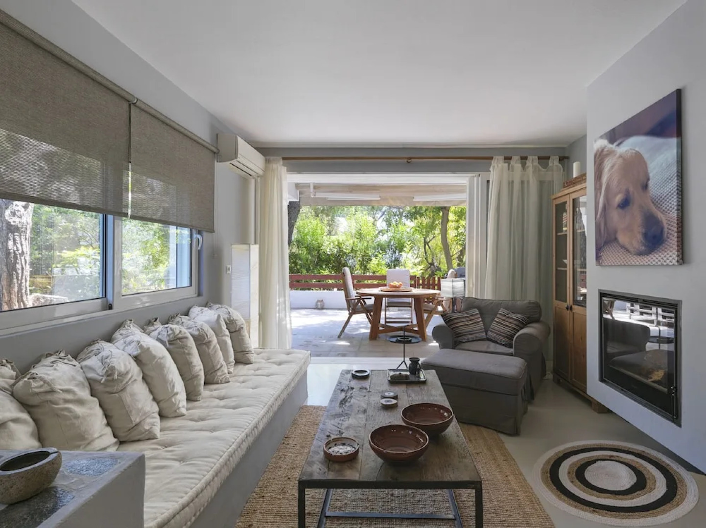 A 2BR Villa in Sounio with pool