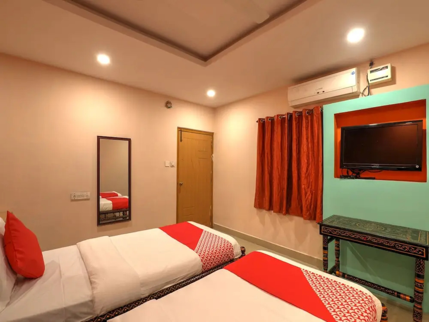 OYO 14027 Dsr Residency