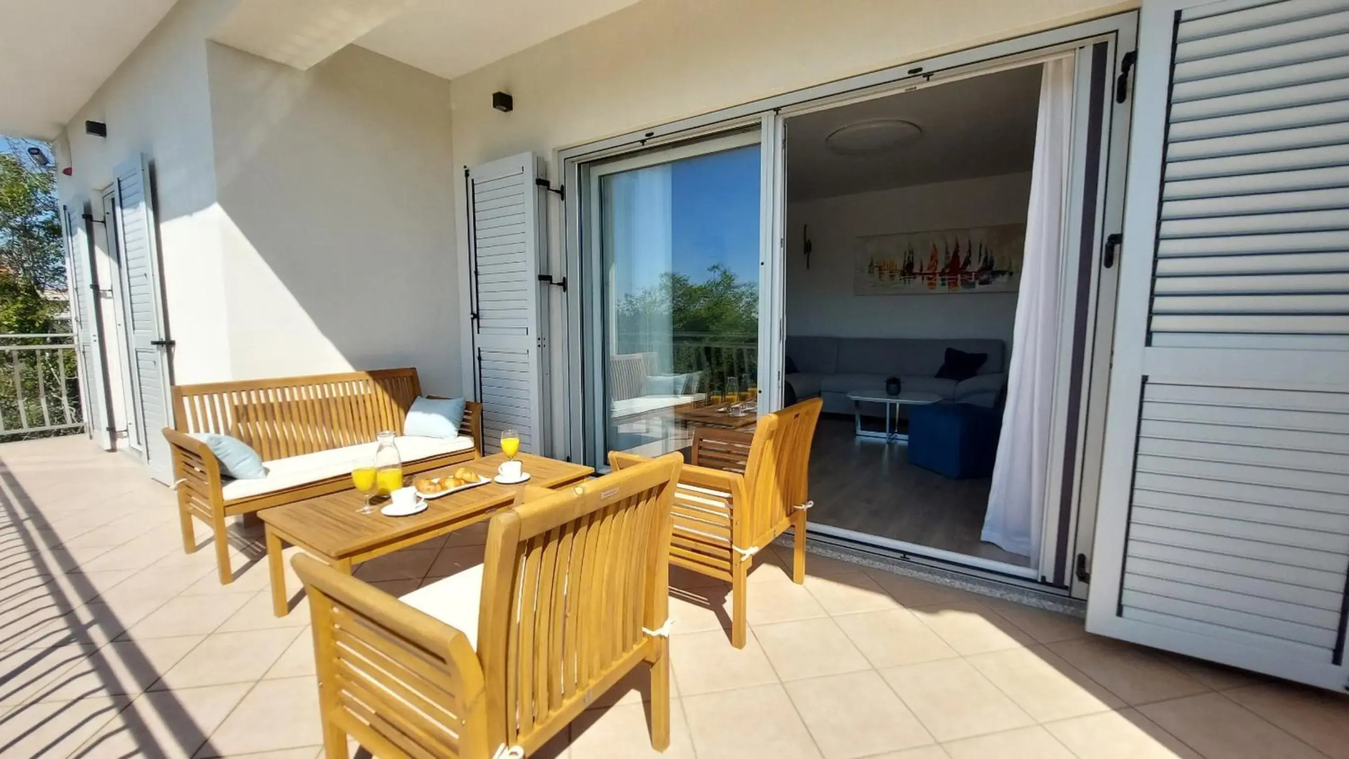 Villa Amoena with pool and sauna near Novigrad