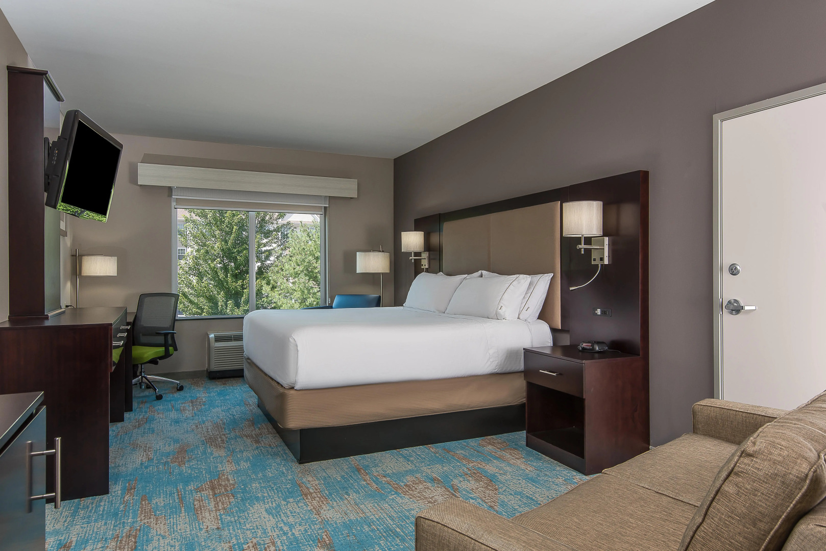 Holiday Inn Express & Suites Norwood-Boston Area by IHG