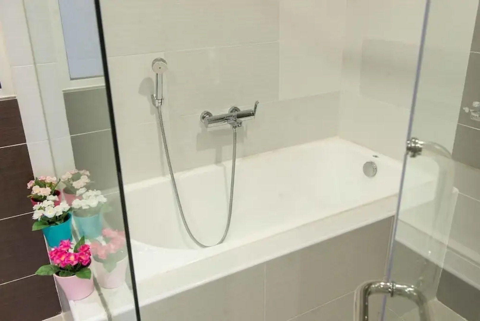 Encorp Marina Suites