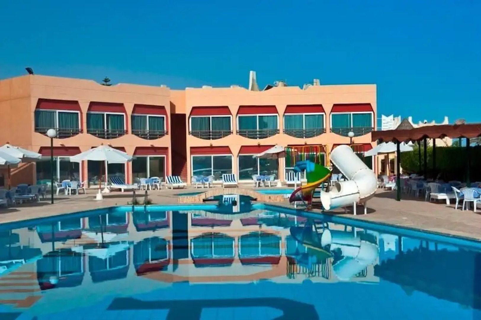Aida Beach Hotel - El Alamein