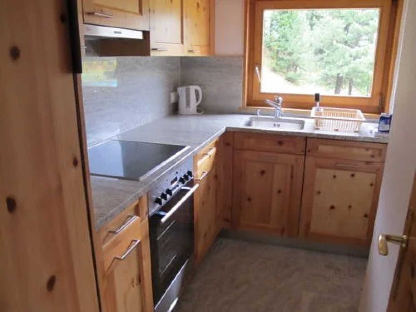 Aparthotel Chesa Bellaval