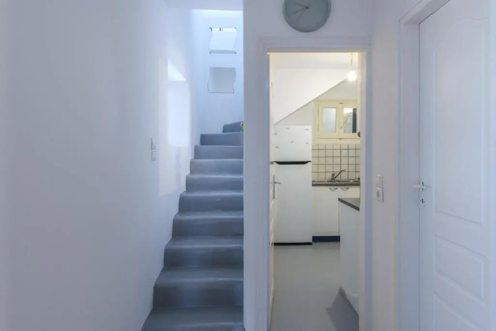 Mesmerising Sea View Lia Residence