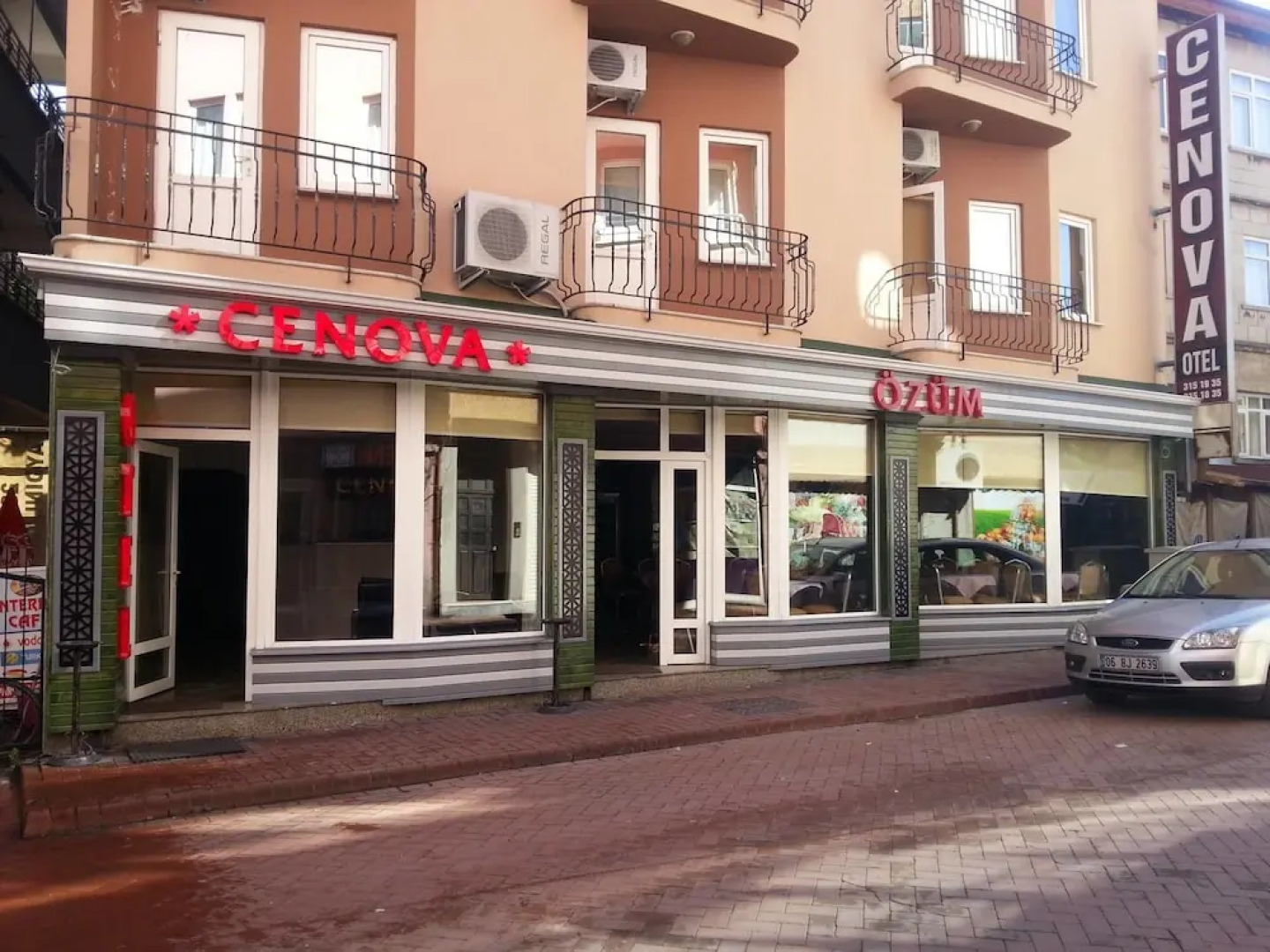 Cenova Otel