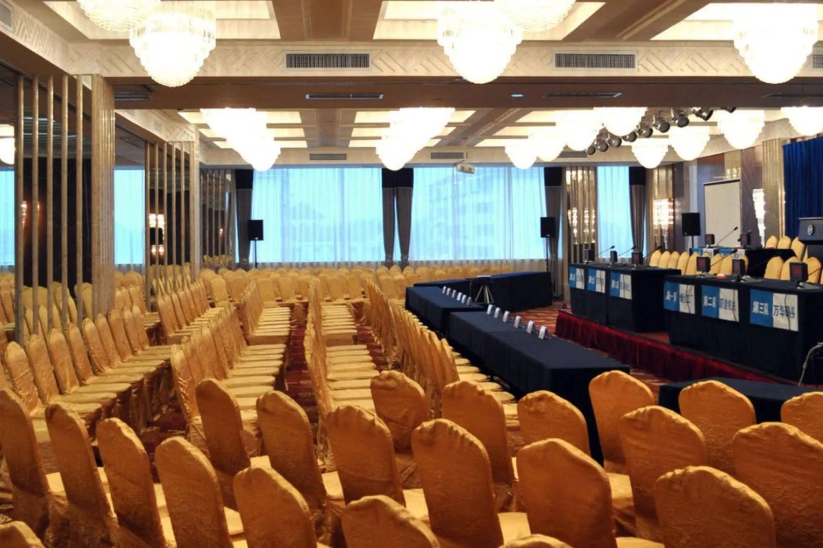 Yantai Jinghai Hotel