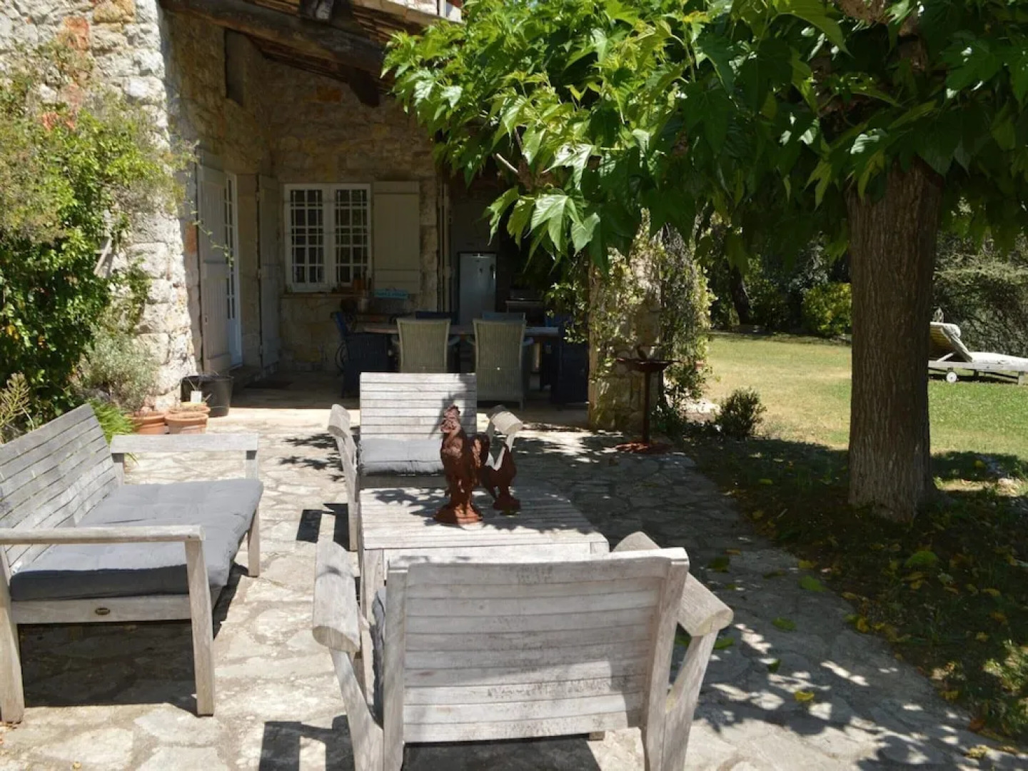 Beautiful Holiday Home With Garden