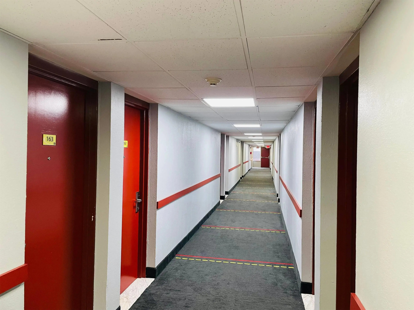 Super 8 by Wyndham Gloucester