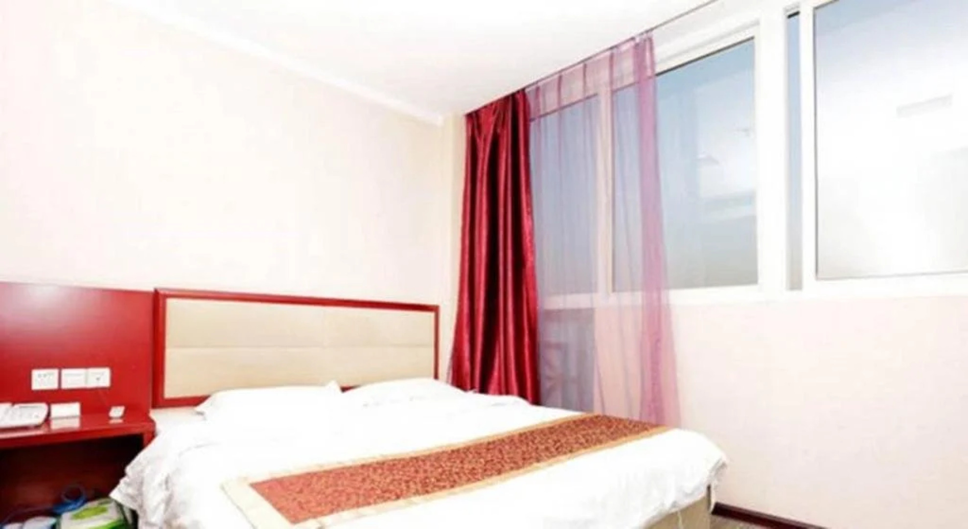 Chuzhou Yuandingge Hotel