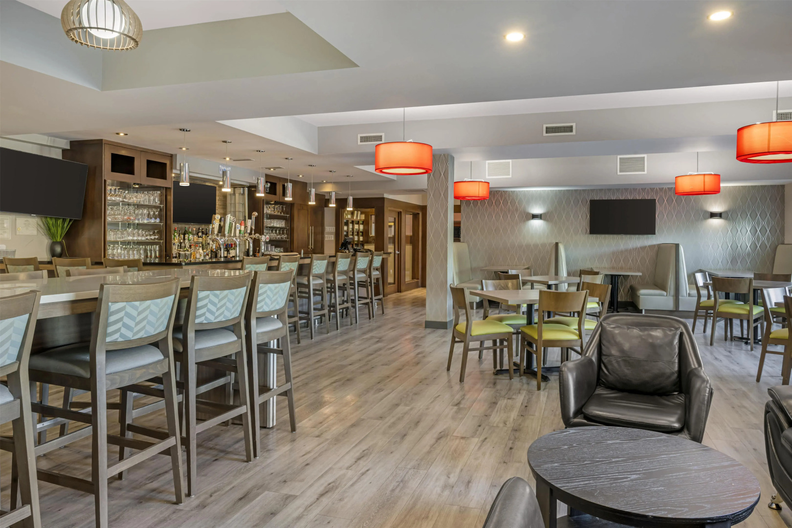 Best Western Plus Dartmouth Hotel & Suites