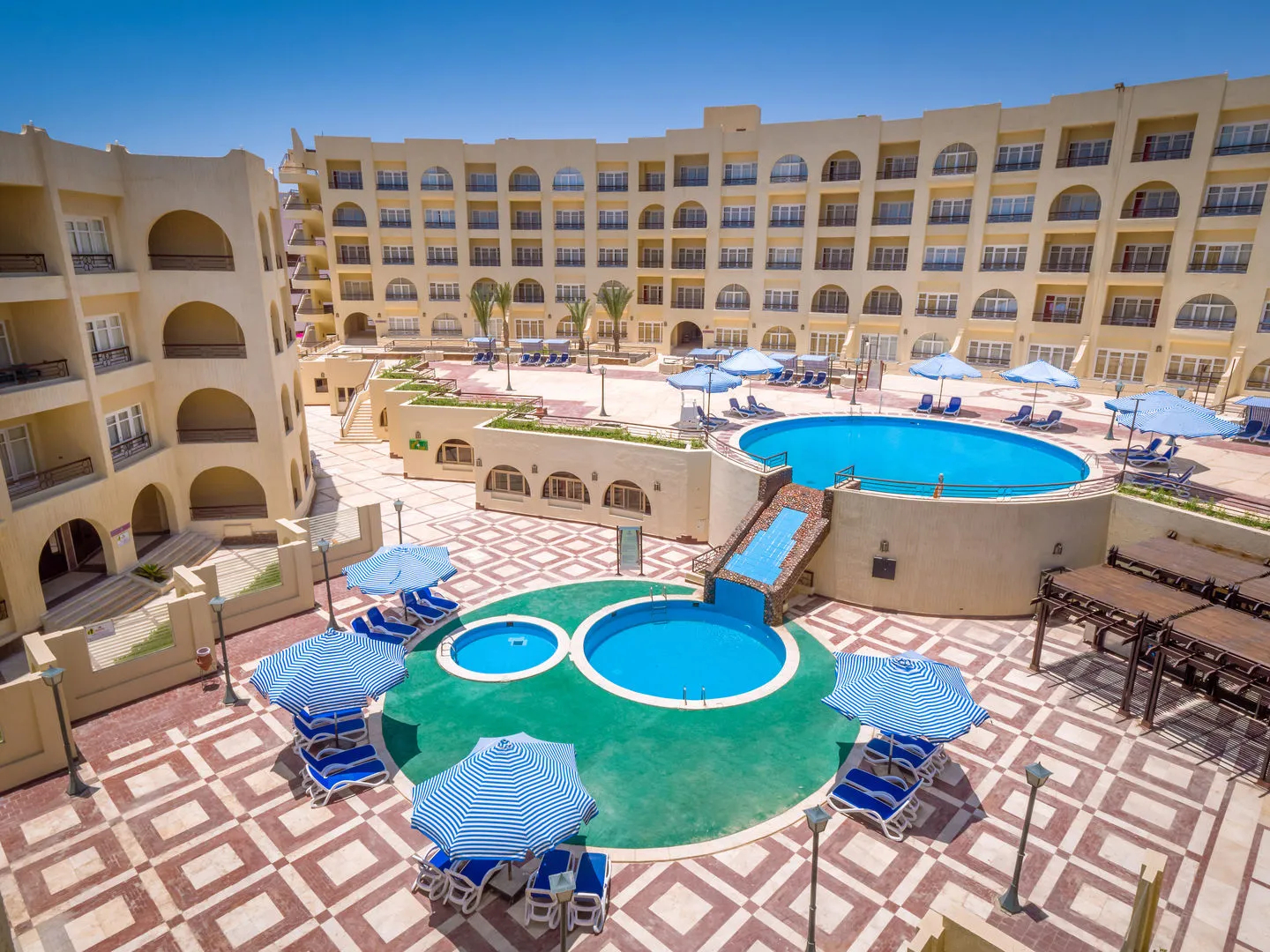 Sunny Days Mirette Family Resort