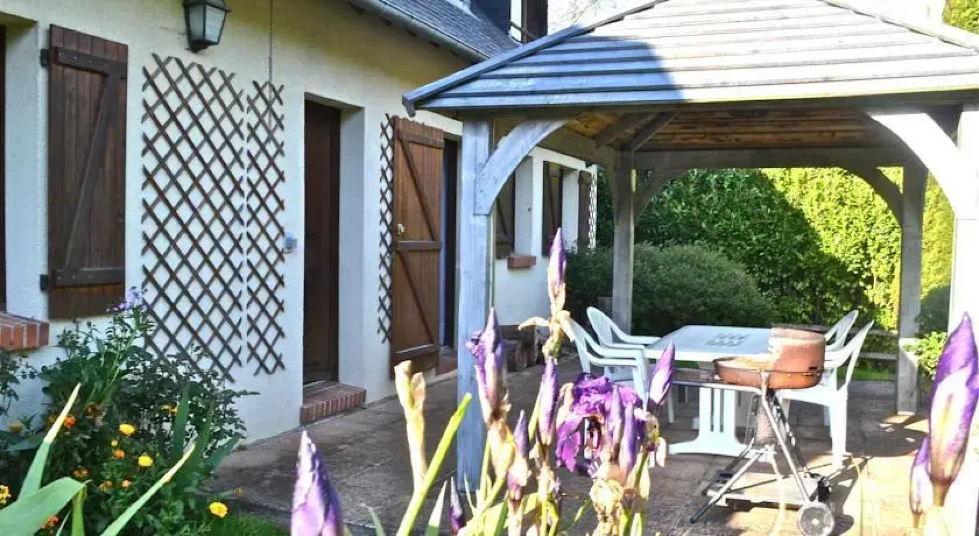 LAtelier du Petit Chemin qui Sent la Noisette