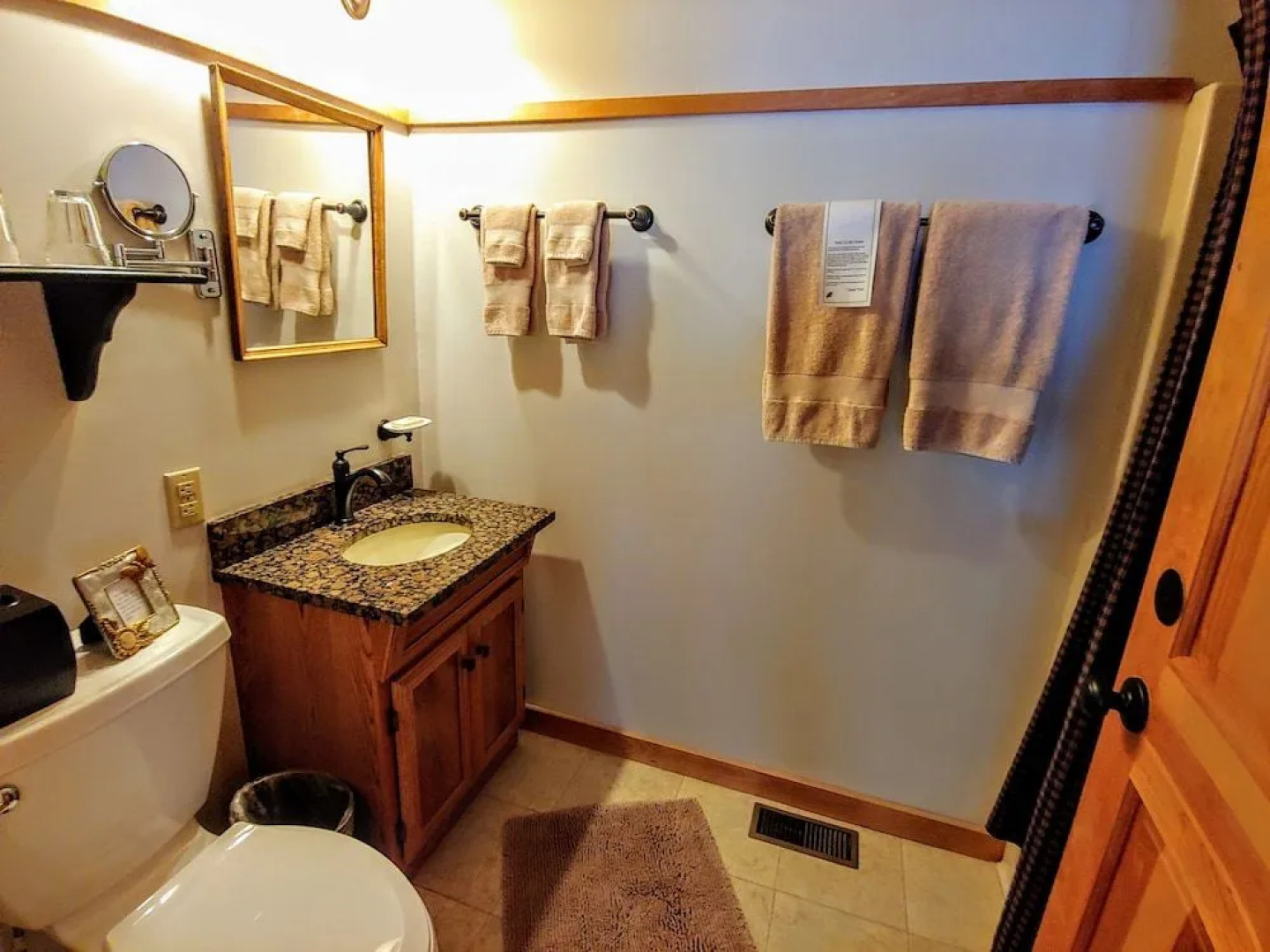 Greenwoods Bed & Breakfast Inn