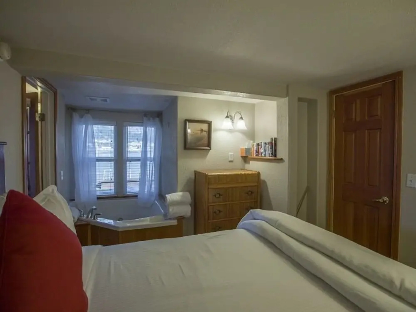 Beachside Villa Suites and Vacation Rentals