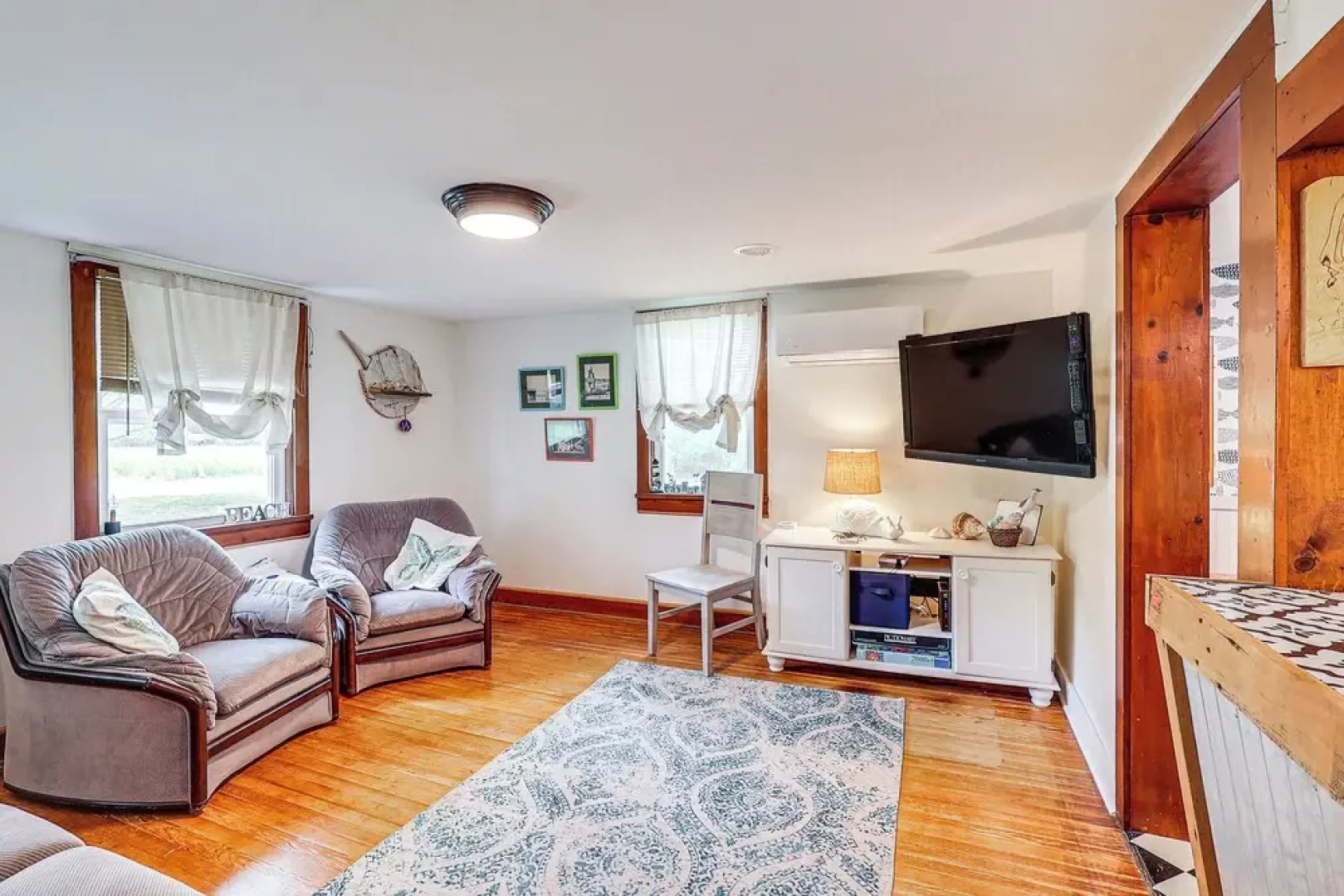 Peaceful Countryside Home ~ 6 Mi to Lewes Beach!