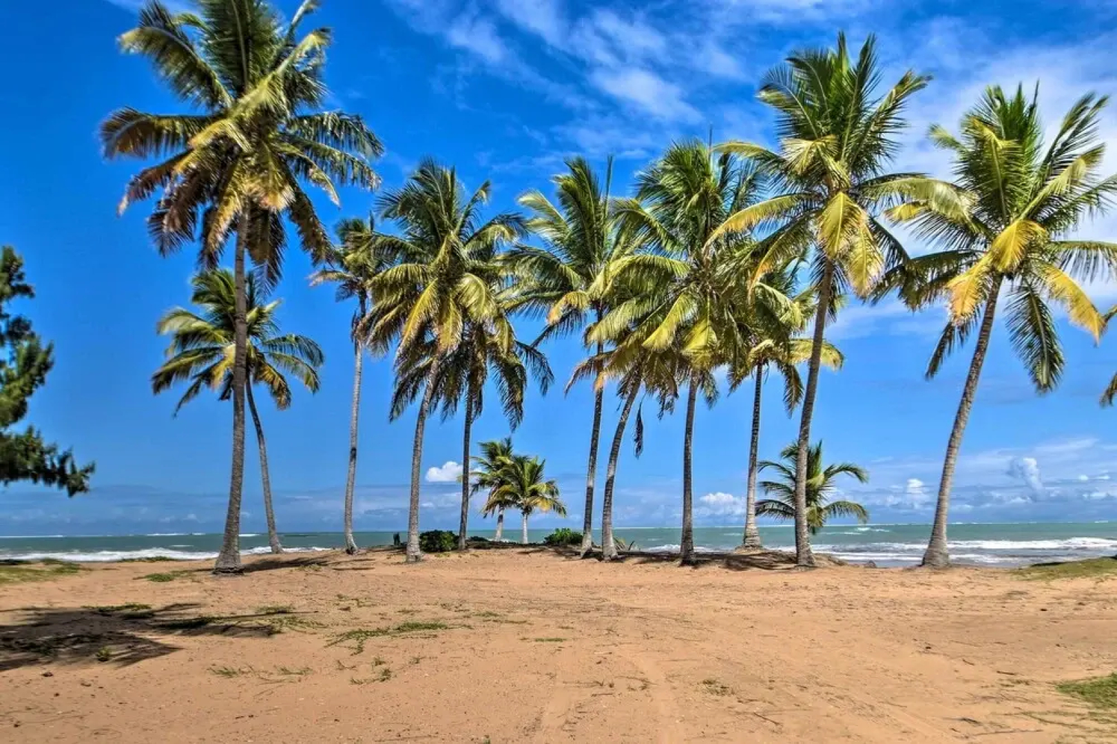 Playas Del Yunque Condo: Pool & Beach Access