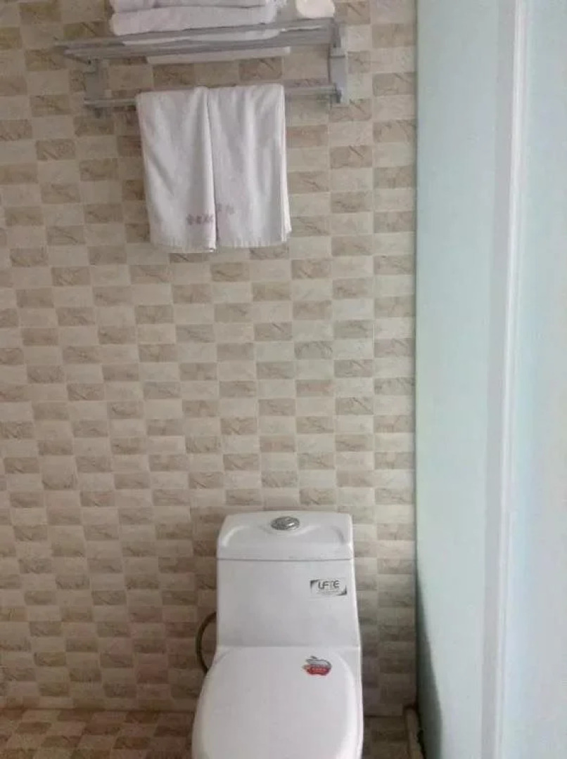 Golden Kylin Business Hotel